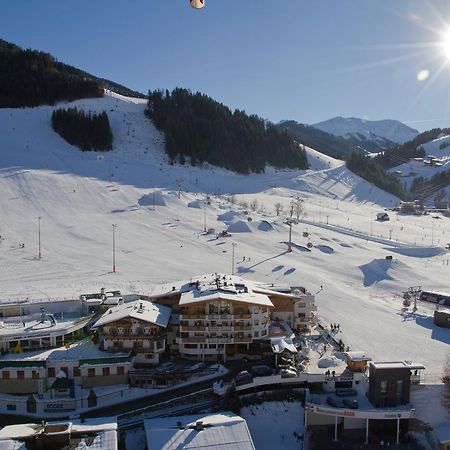Wellness- Und Familienhotel Egger Saalbach-Hinterglemm Exterior foto