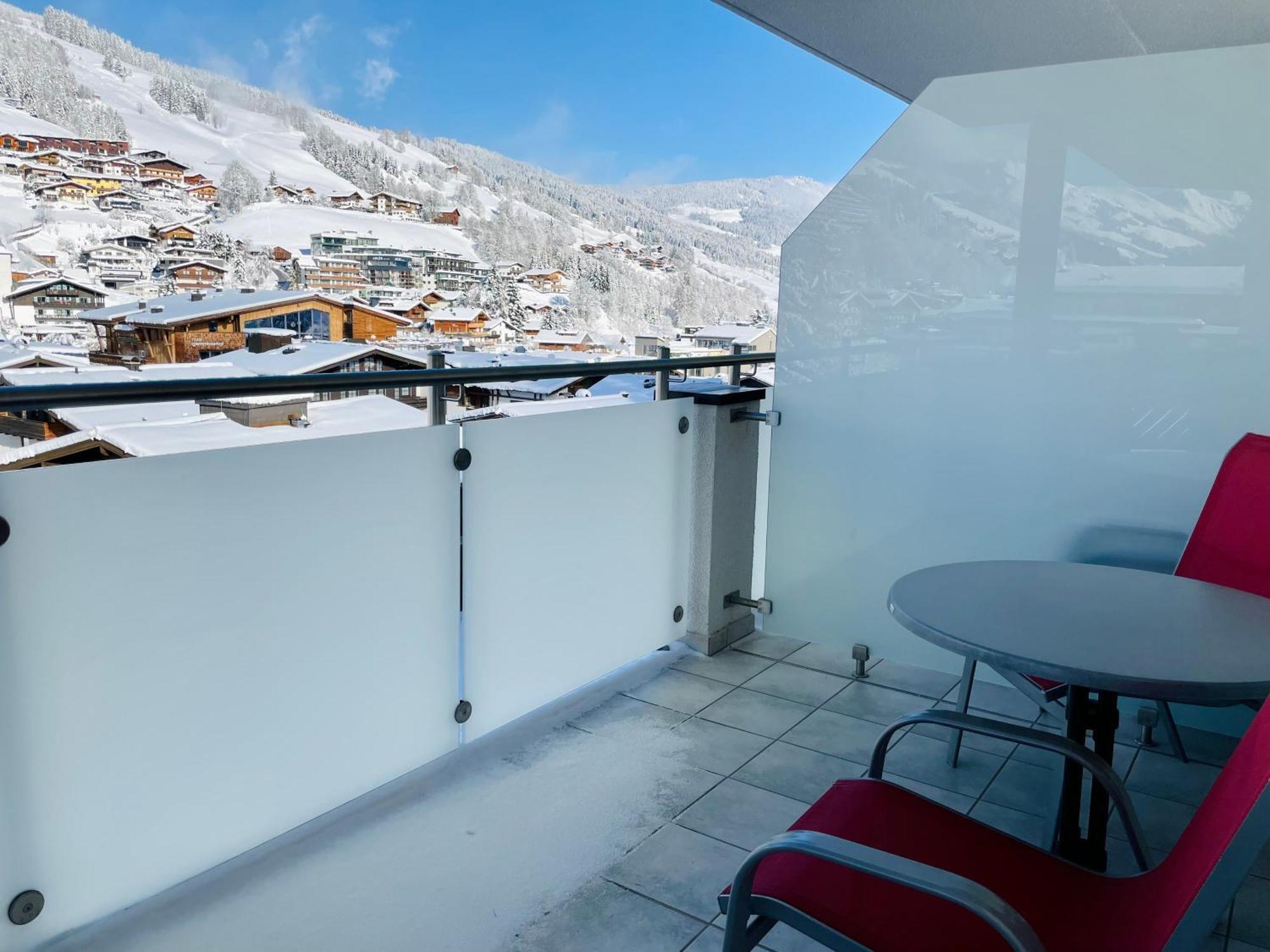 Wellness- Und Familienhotel Egger Saalbach-Hinterglemm Exterior foto